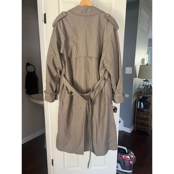 London Fog Men’s Trench Coat 46 Regular Tan Classic Belted Double Breasted - Picture 6 of 6